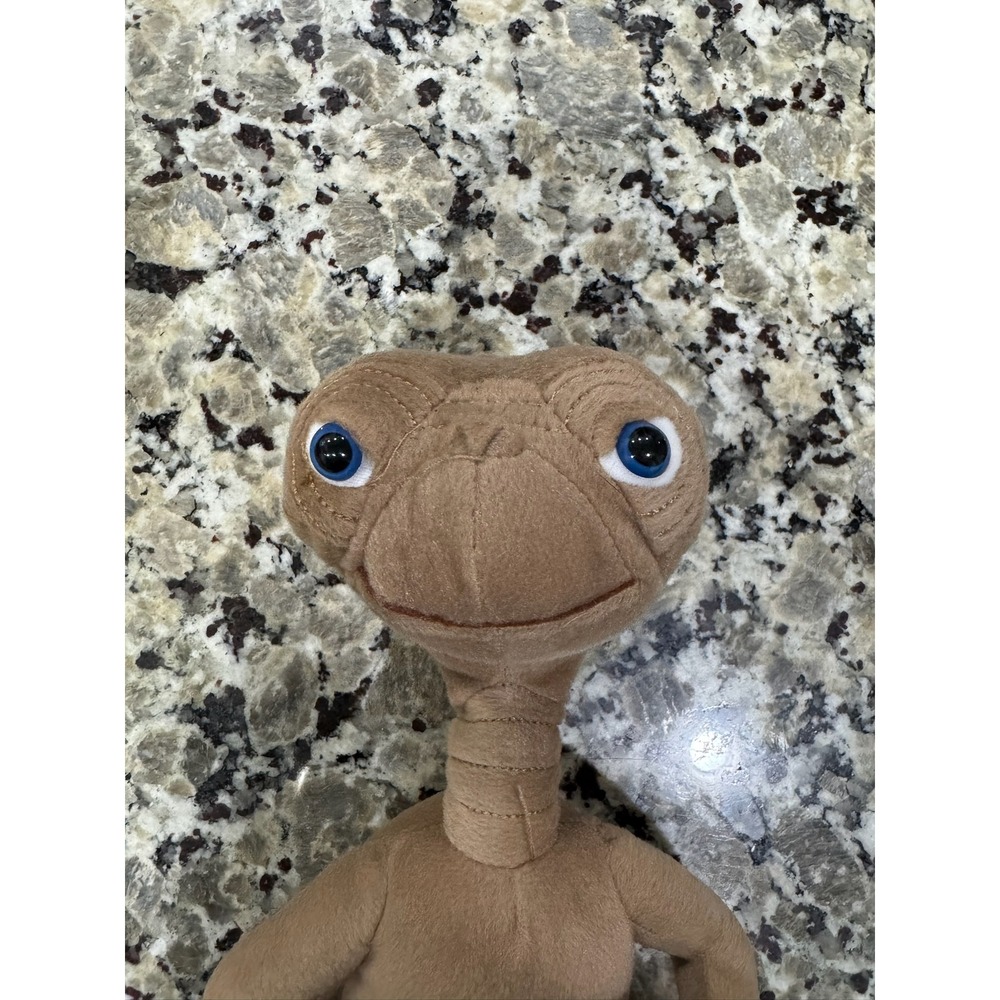 Universal Studios ET the Extra-Terrestrial Plush 11 Inch Brown Alien Toy Figure - Picture 10 of 11